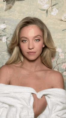 sydney sweeney nude gif|Sydney Sweeney NSFW Compilation : r/Celebhub